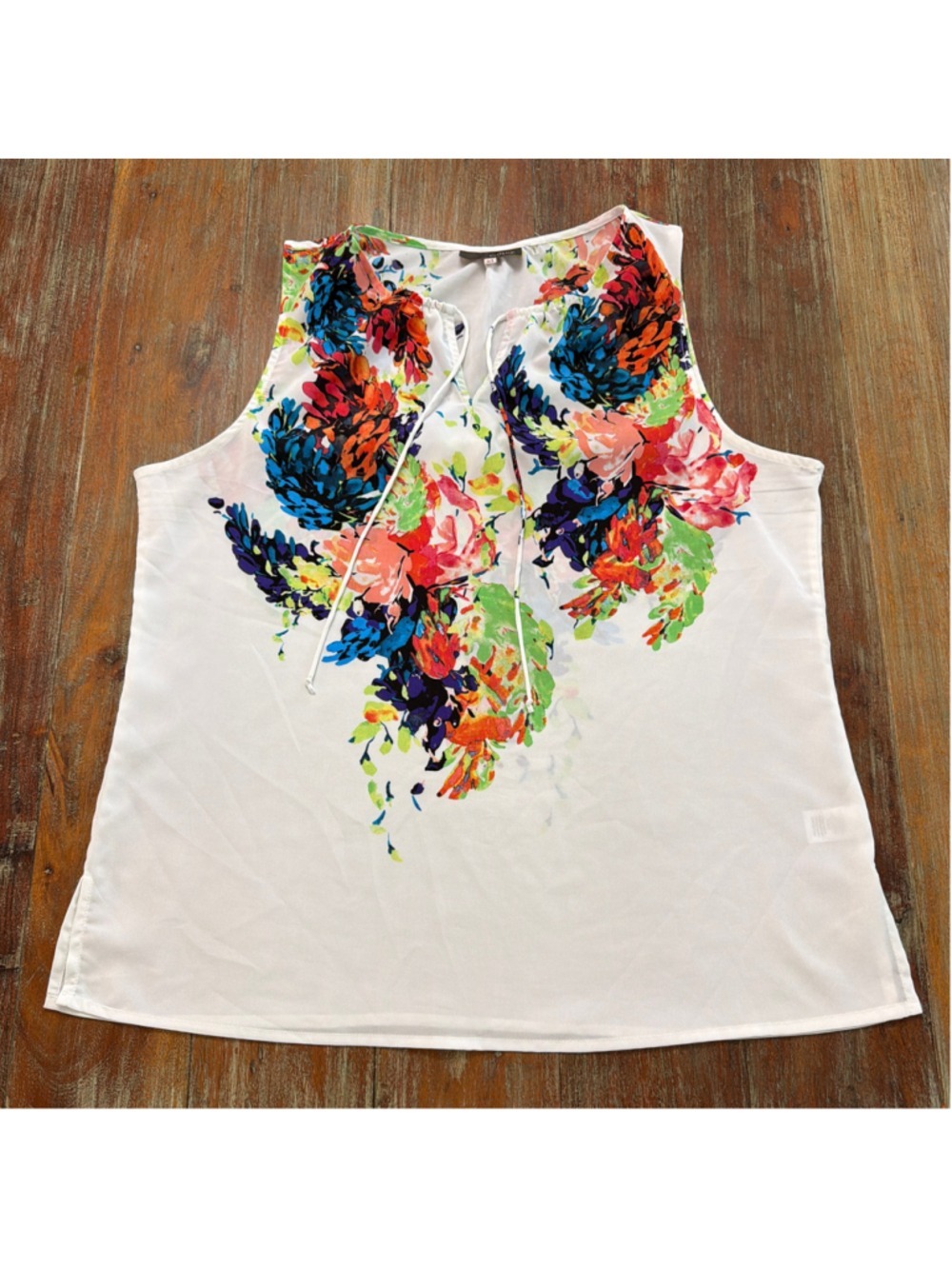 Crosby XL Sleeveless Floral Tank Top Tie Neck Keyhole White Colorful Abstract